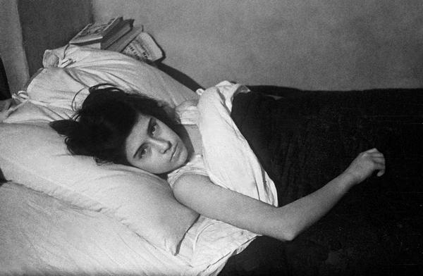 Иллюстрация к книге — Счастливая девочка растет [i_074.jpg]