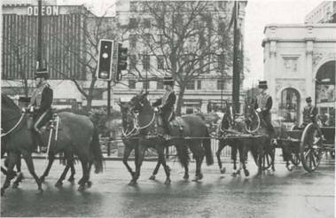 Иллюстрация к книге — Лондон. Прогулки по столице мира [i_022.jpg]