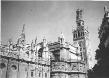 Иллюстрация к книге — Прогулки по Испании. От Пиренеев до Гибралтара [i_021.jpg]