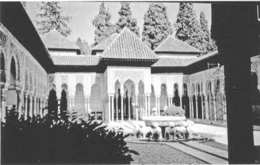 Иллюстрация к книге — Прогулки по Испании. От Пиренеев до Гибралтара [i_024.jpg]