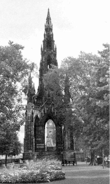 Иллюстрация к книге — Шотландские замки. От Эдинбурга до Инвернесса [i_006.jpg]