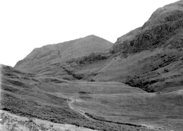 Иллюстрация к книге — Шотландские замки. От Эдинбурга до Инвернесса [i_026.jpg]