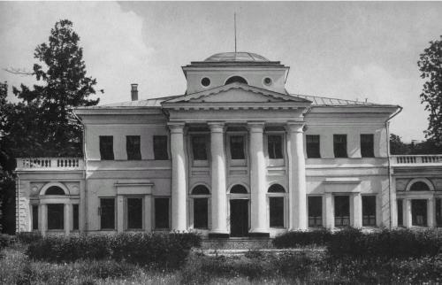 Иллюстрация к книге — Боярские дворы [i_034.jpg]