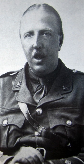 Иллюстрация к книге — Солдат всегда солдат. Хроника страсти [i_005.jpg]