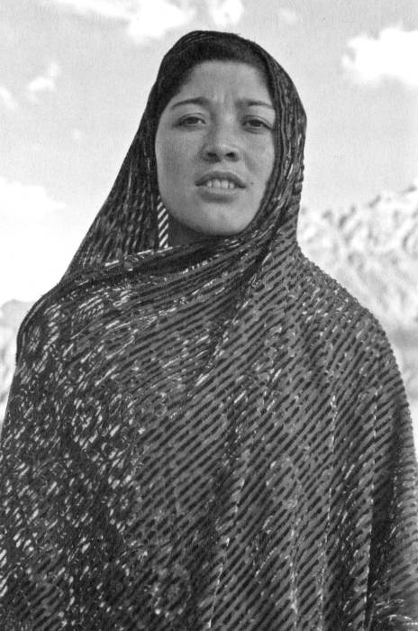 Иллюстрация к книге — Три чашки чая [i_021.jpg]