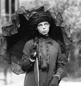 Иллюстрация к книге — Город Пустых. Побег из дома странных детей [i_012.jpg]