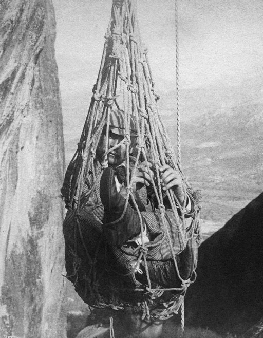 Иллюстрация к книге — Город Пустых. Побег из дома странных детей [i_019.jpg]