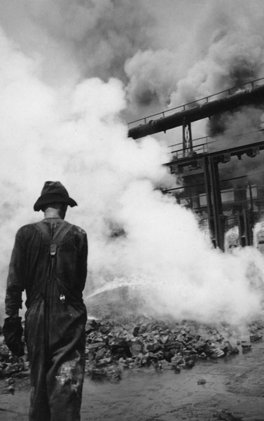 Иллюстрация к книге — Город Пустых. Побег из дома странных детей [i_038.jpg]