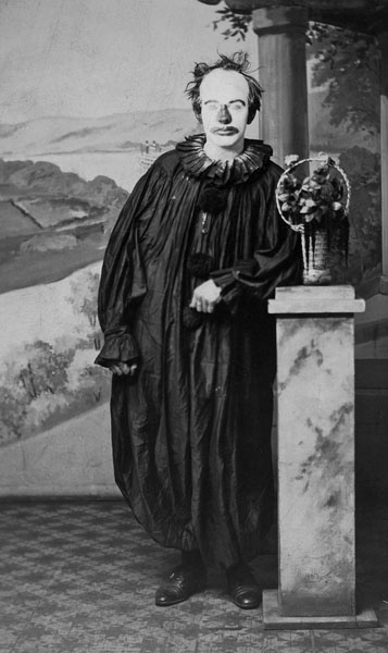 Иллюстрация к книге — Город Пустых. Побег из дома странных детей [i_051.jpg]