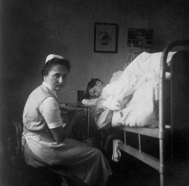 Иллюстрация к книге — Город Пустых. Побег из дома странных детей [i_061.jpg]