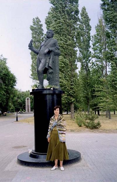 Иллюстрация к книге — Цветок живой, благоуханный… (сборник) [_23.jpg]