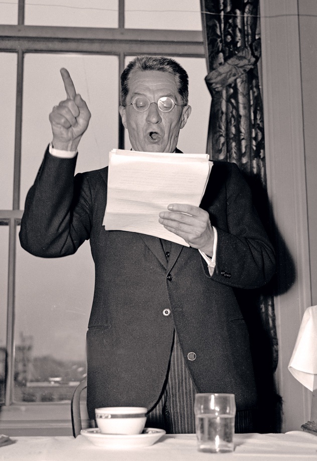 Иллюстрация к книге — Последний идол [i_051.jpg]