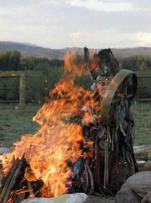 Иллюстрация к книге — Я украду твой голос [img289.jpg]