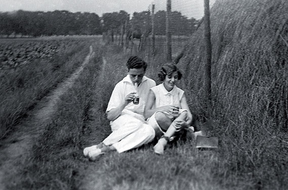 Иллюстрация к книге — Танцующая в Аушвице [i_004.jpg]