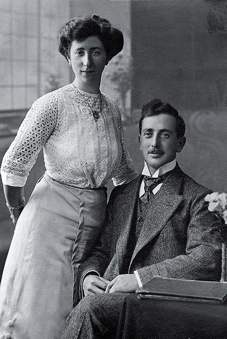 Иллюстрация к книге — Танцующая в Аушвице [i_005.jpg]