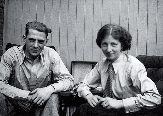 Иллюстрация к книге — Танцующая в Аушвице [i_009.jpg]