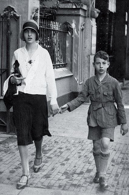 Иллюстрация к книге — Танцующая в Аушвице [i_024.jpg]