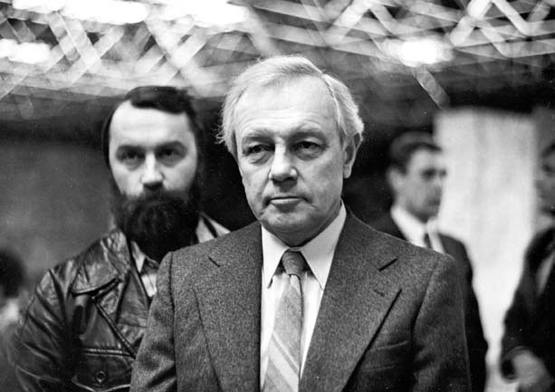 Иллюстрация к книге — Записки кинорежиссера о многих и немного о себе [i_020.jpg]