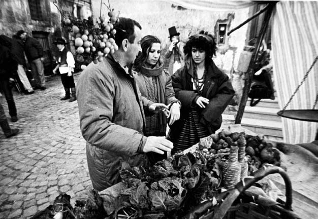 Иллюстрация к книге — Записки кинорежиссера о многих и немного о себе [i_029.jpg]