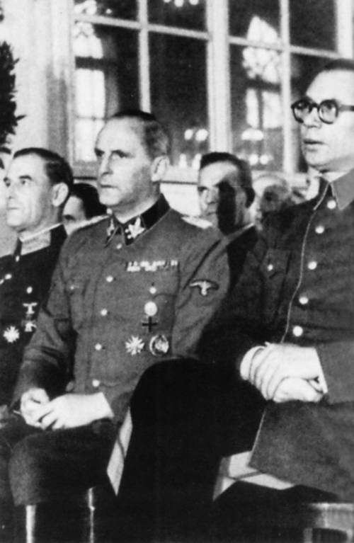 Иллюстрация к книге — "Русская освободительная армия" против Сталина [_1603.jpg]