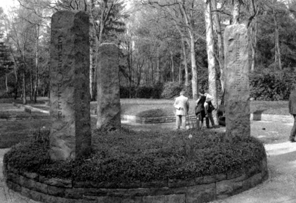 Иллюстрация к книге — Записки рядового радиста. Фронт. Плен. Возвращение. 1941-1946 [i_016.jpg]