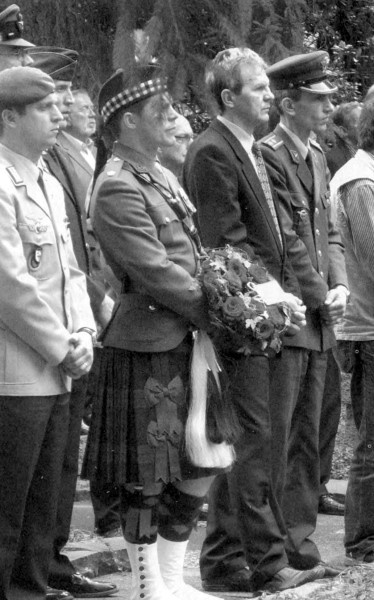 Иллюстрация к книге — Записки рядового радиста. Фронт. Плен. Возвращение. 1941-1946 [i_022.jpg]