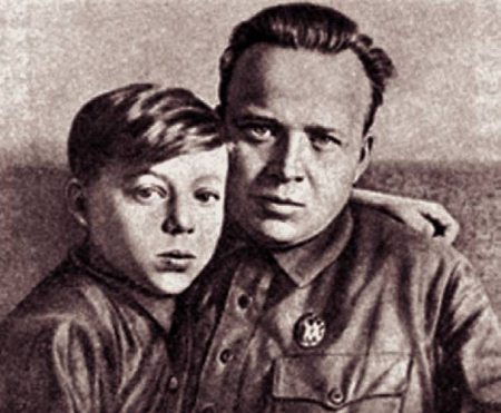 Иллюстрация к книге — Странники войны. Воспоминания детей писателей. 1941-1944 [Autogen_eBook_id123.jpg]