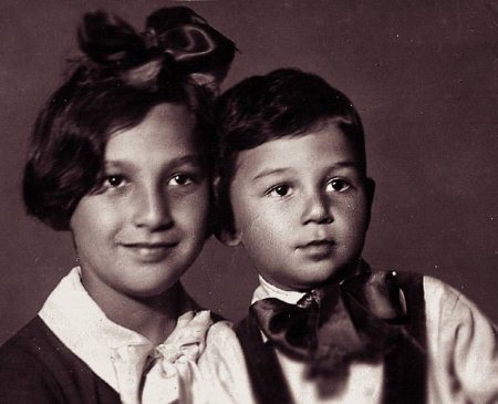 Иллюстрация к книге — Странники войны. Воспоминания детей писателей. 1941-1944 [Autogen_eBook_id153.jpg]