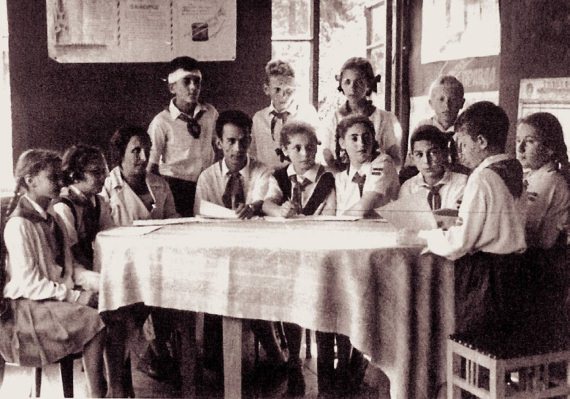 Иллюстрация к книге — Странники войны. Воспоминания детей писателей. 1941-1944 [Autogen_eBook_id160.jpg]