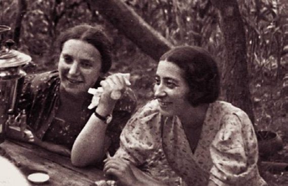 Иллюстрация к книге — Странники войны. Воспоминания детей писателей. 1941-1944 [Autogen_eBook_id201.jpg]