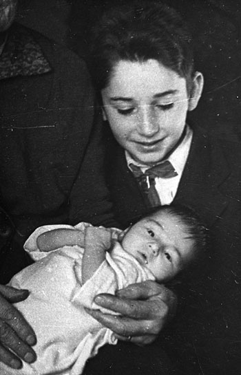 Иллюстрация к книге — За плечами ХХ век [Autogen_eBook_id12.jpg]