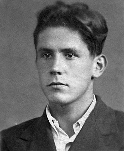 Иллюстрация к книге — За плечами ХХ век [Autogen_eBook_id13.jpg]