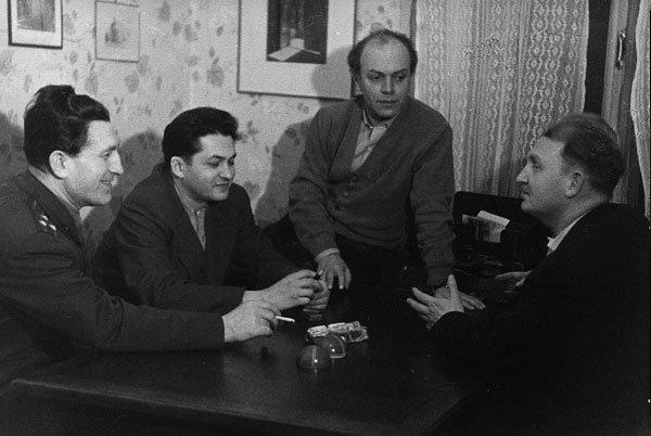 Иллюстрация к книге — За плечами ХХ век [Autogen_eBook_id51.jpg]