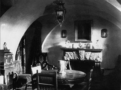 Иллюстрация к книге — Caprichos. Дело об убийстве Распутина [i_001.jpg]