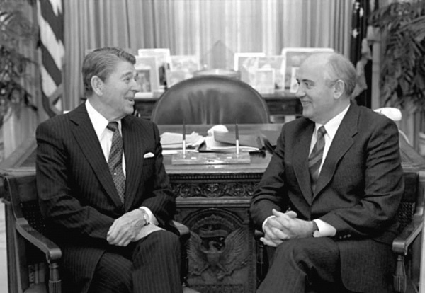 Иллюстрация к книге — Англосаксонская мировая империя [i_027.jpg]