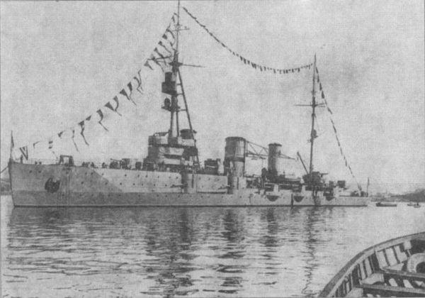 Иллюстрация к книге — Адмирал Октябрьский против Муссолини [_12.jpg]