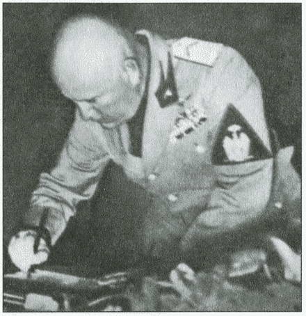 Иллюстрация к книге — Англия. Ни войны, ни мира [i_092.jpg]