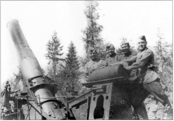 Иллюстрация к книге — Время больших пушек. Битвы за Ленинград и Севастополь [Autogen_eBook_id50.jpg]