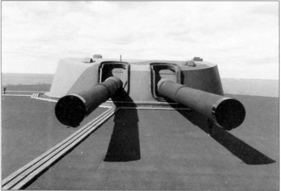 Иллюстрация к книге — Время больших пушек. Битвы за Ленинград и Севастополь [Autogen_eBook_id86.jpg]