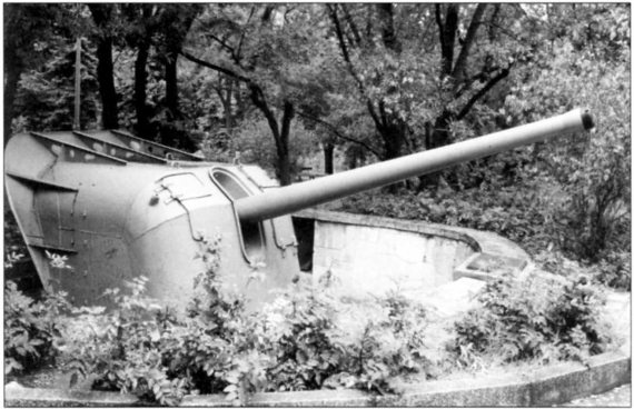 Иллюстрация к книге — Время больших пушек. Битвы за Ленинград и Севастополь [Autogen_eBook_id89.jpg]