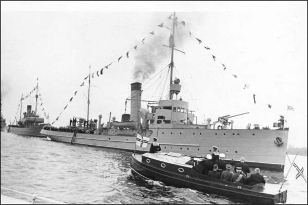 Иллюстрация к книге — Прибалтийский фугас Петра Великого [i_048.jpg]