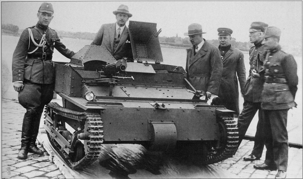 Иллюстрация к книге — Прибалтийский фугас Петра Великого [i_050.jpg]