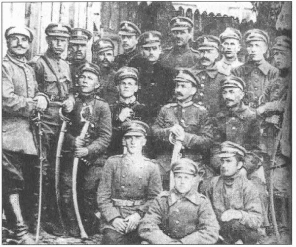 Иллюстрация к книге — Татары и русские в едином строю [i_055.jpg]