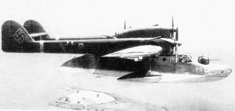 Иллюстрация к книге — Торпедоносцы в бою. Их звали "смертниками" [i_070.jpg]