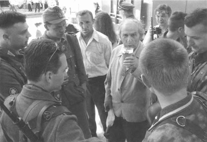 Иллюстрация к книге — Украина - противостояние регионов [i_040.jpg]