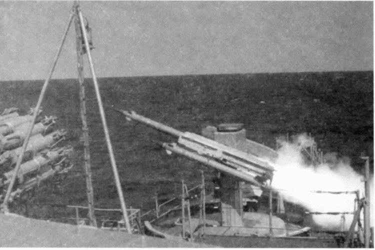 Иллюстрация к книге — Черноморский флот в трех войнах и трех революциях [i_092.jpg]