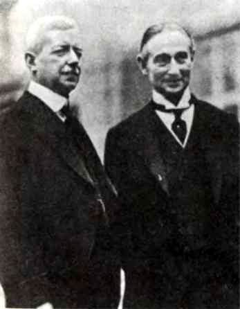 Иллюстрация к книге — ЦРУ против КГБ. Искусство шпионажа [i_004.jpg]