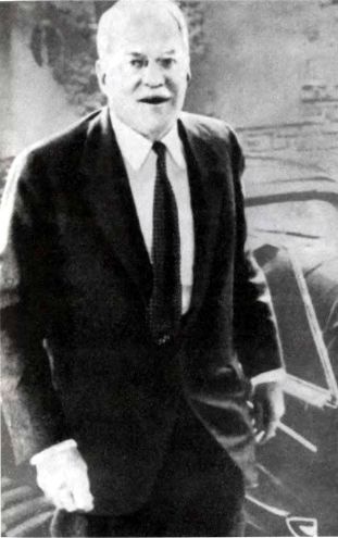 Иллюстрация к книге — ЦРУ против КГБ. Искусство шпионажа [i_008.jpg]