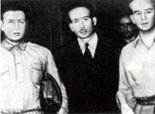 Иллюстрация к книге — ЦРУ против КГБ. Искусство шпионажа [i_010.jpg]