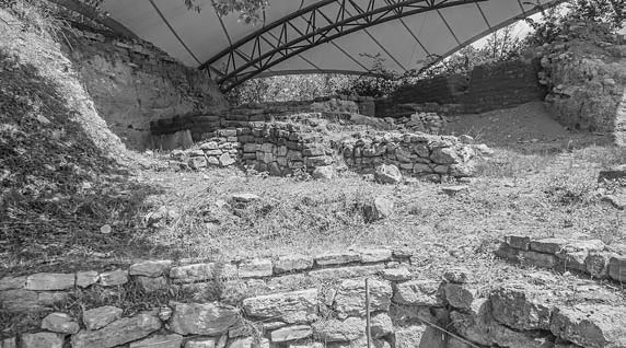 Иллюстрация к книге — Троянский конь западной истории [i_020.jpg]